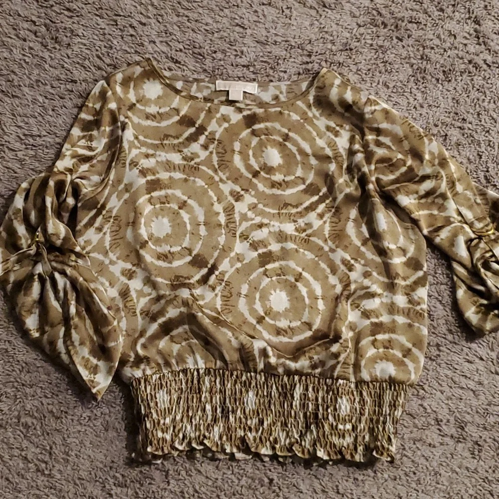 MK Tan Tie dye blouse - Picture 2 of 10